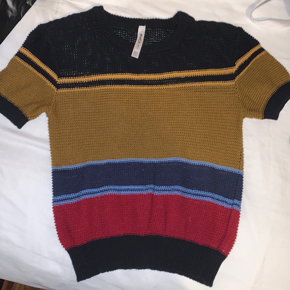 Stripped crop shirt